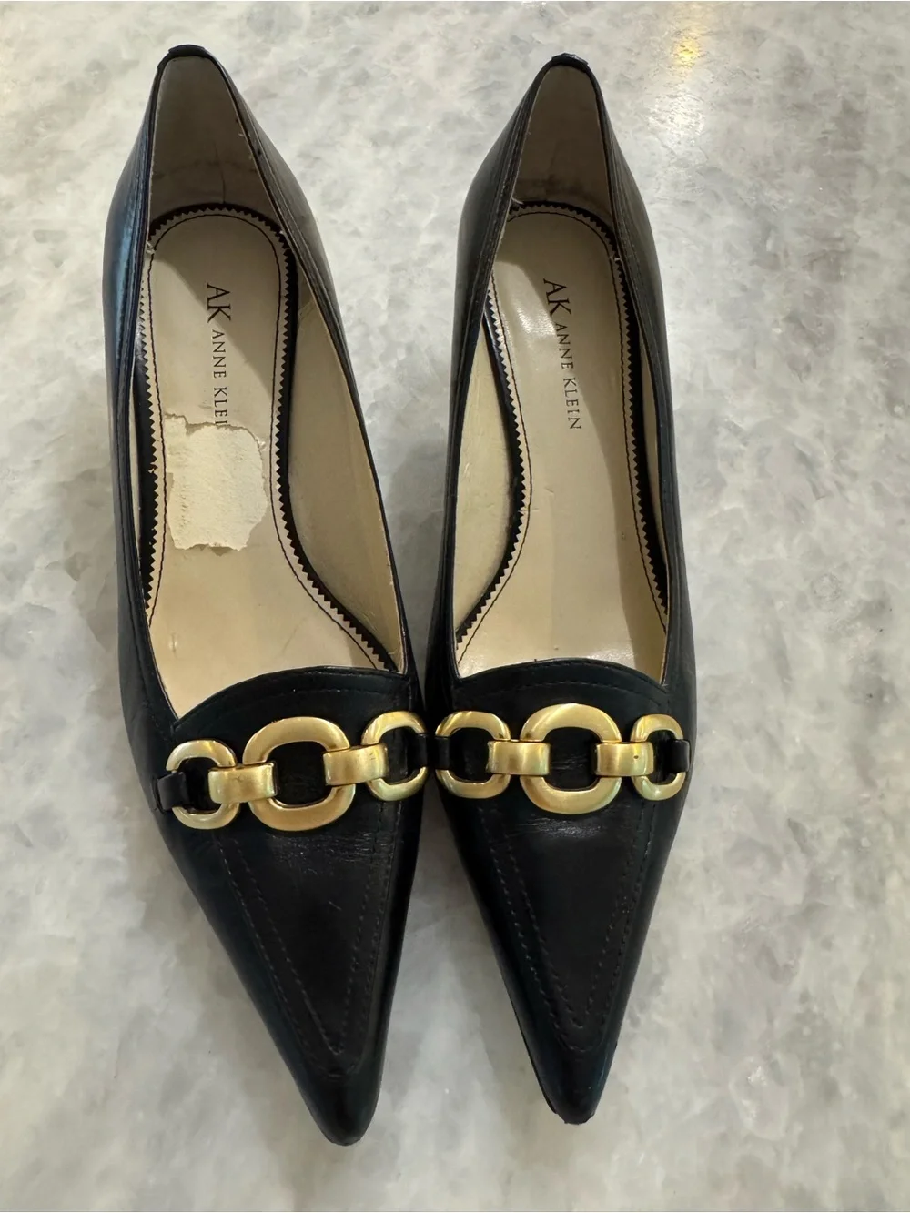 Anne Klein Black Pointed Kitten Heel Pumps with Gold Chain